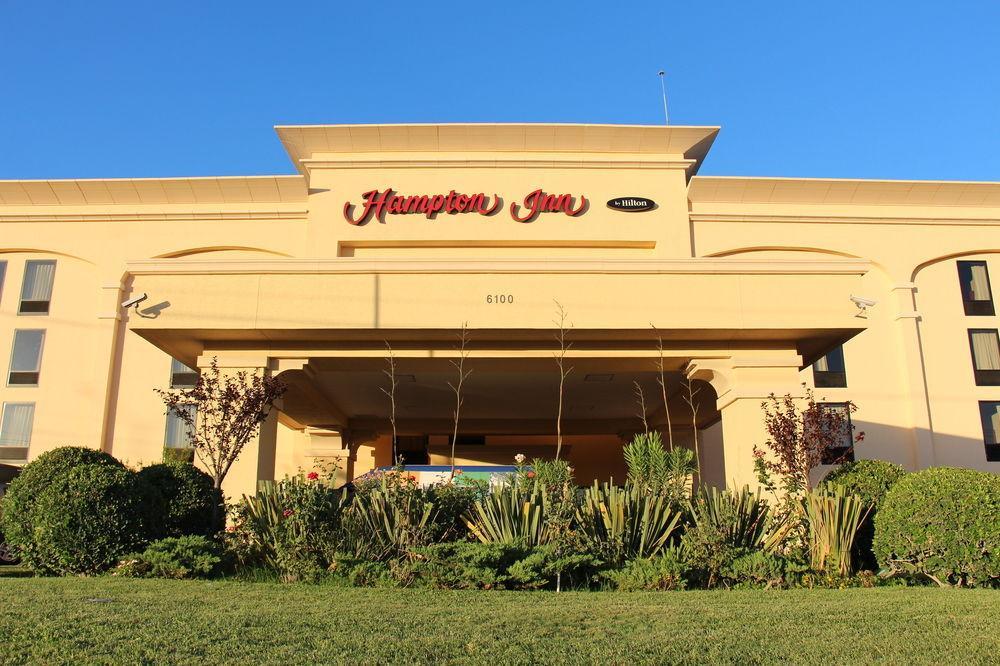 Hampton By Hilton Chihuahua Hotel Bagian luar foto